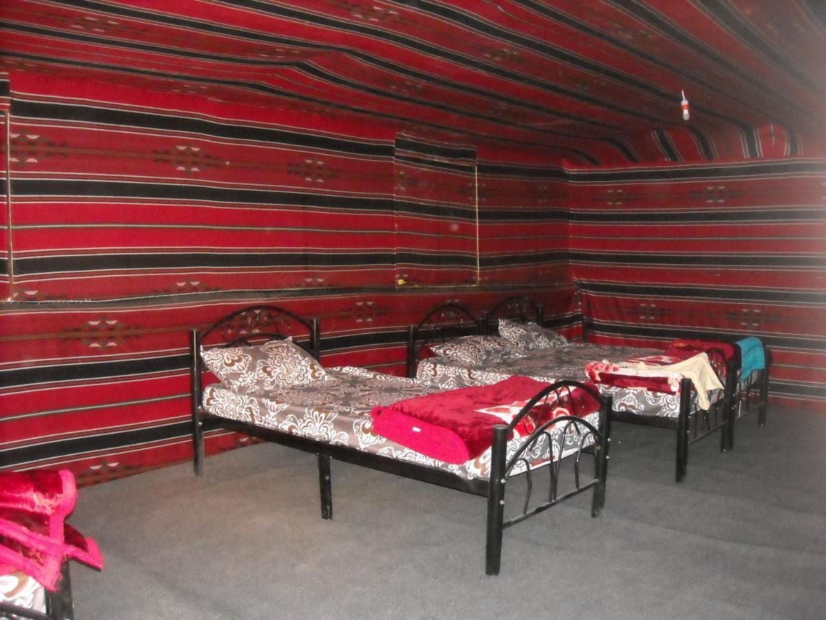 Bedouin House Camp Hotel Wadi Rum Exterior photo