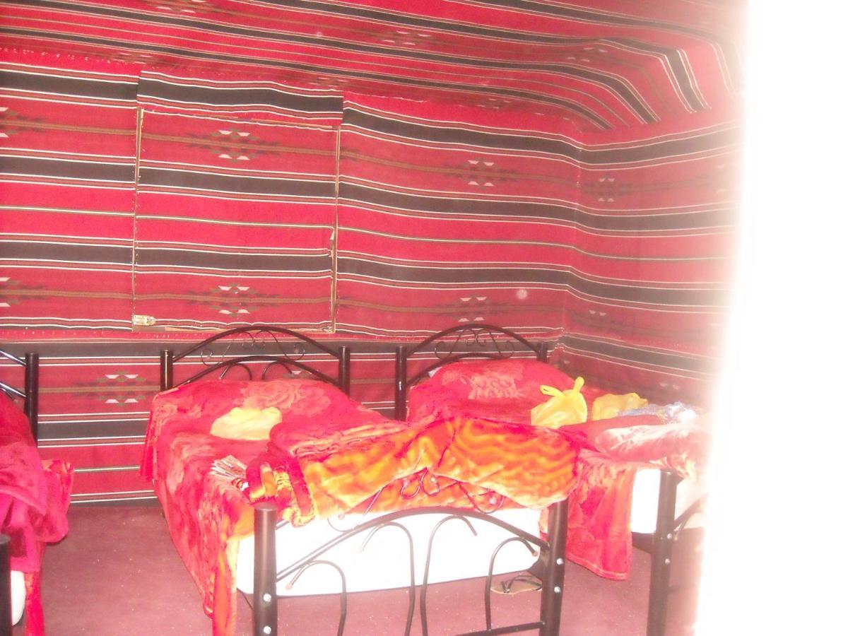 Bedouin House Camp Hotel Wadi Rum Exterior photo