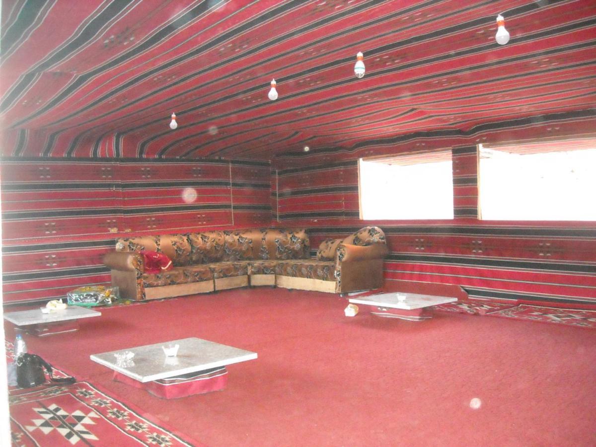 Bedouin House Camp Hotel Wadi Rum Exterior photo