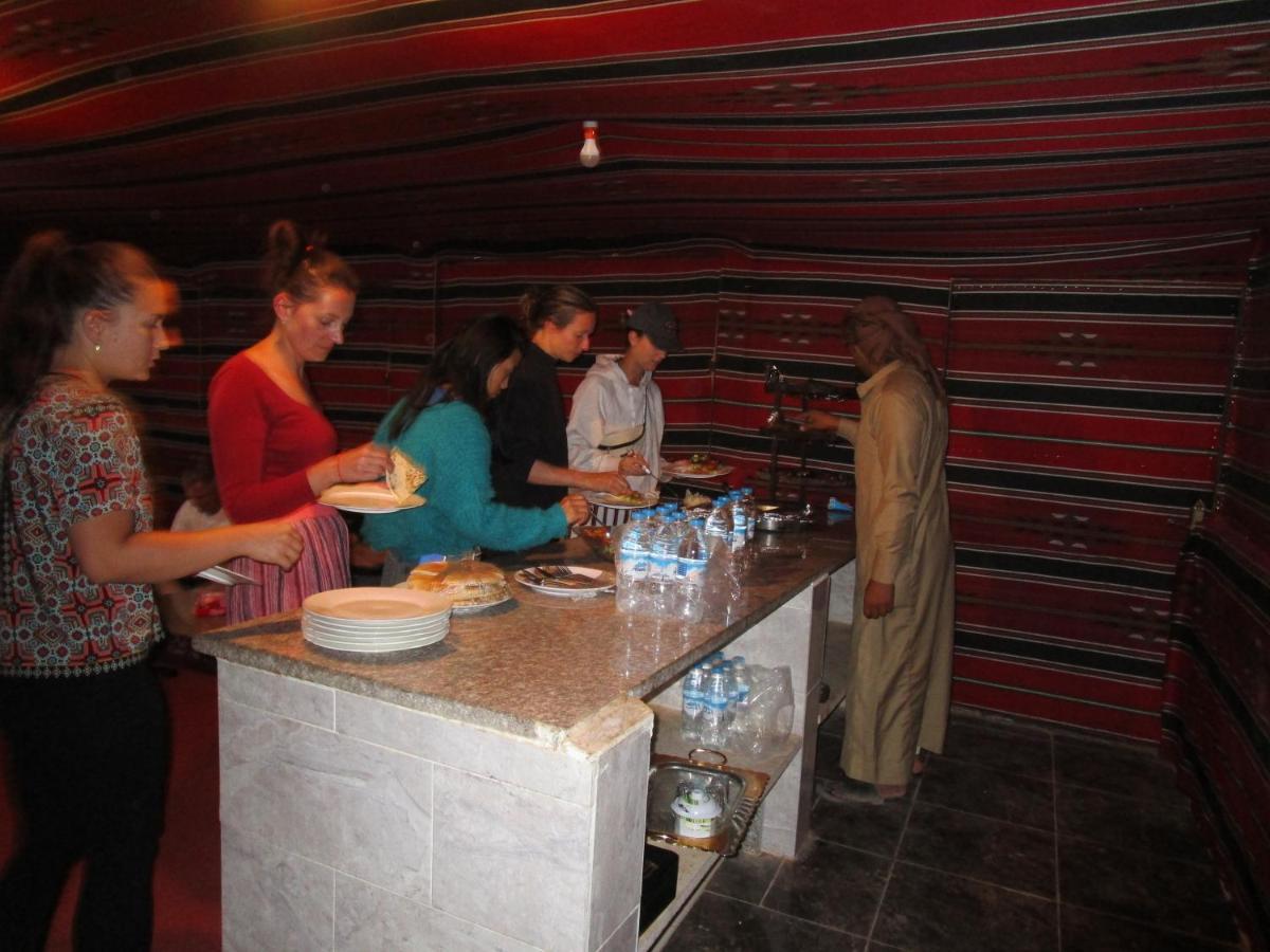 Bedouin House Camp Hotel Wadi Rum Exterior photo