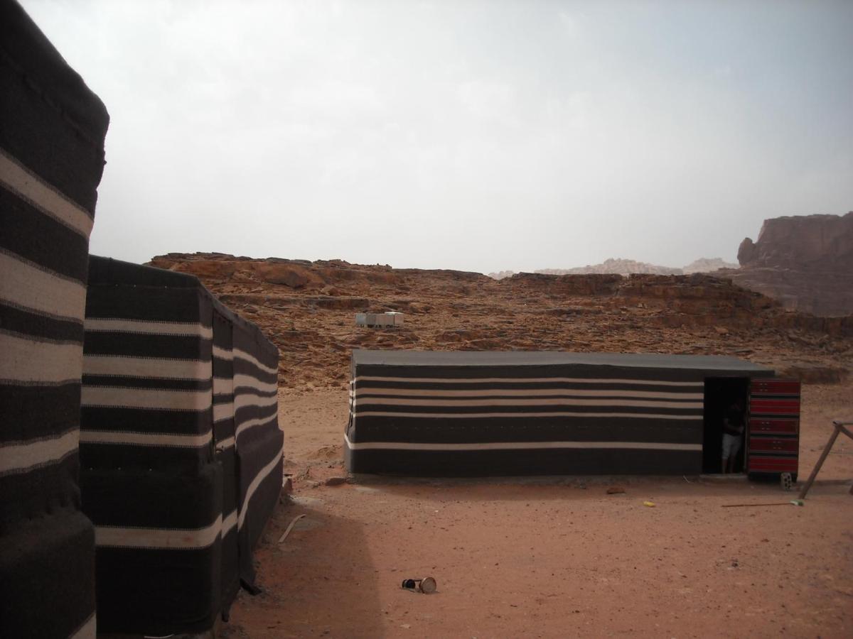 Bedouin House Camp Hotel Wadi Rum Exterior photo